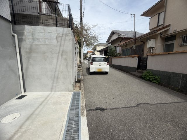垂水区青山台２丁目新築戸建の前面道路含む現地写真