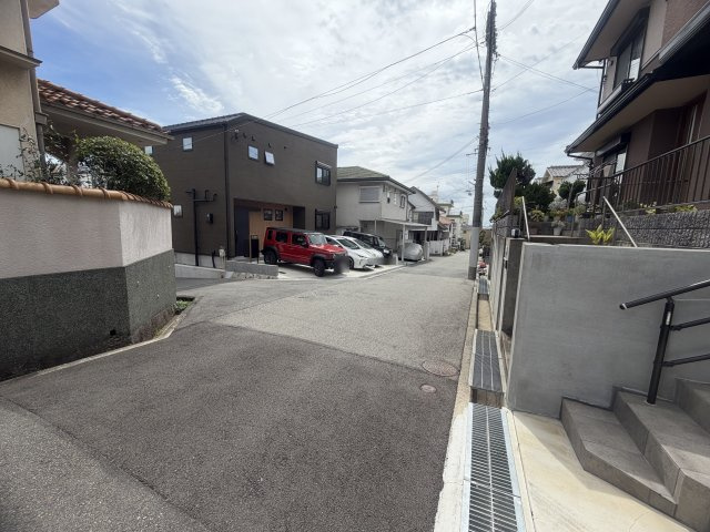 垂水区青山台２丁目新築戸建の前面道路含む現地写真