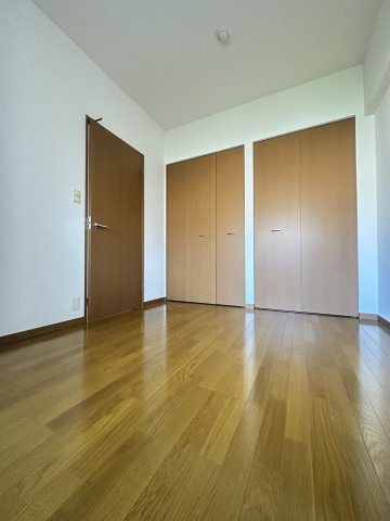 セレッソHARAの洋室