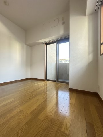 セレッソHARAの洋室