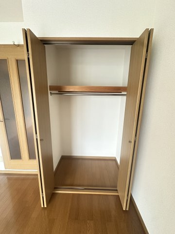 グレーコート大橋の収納