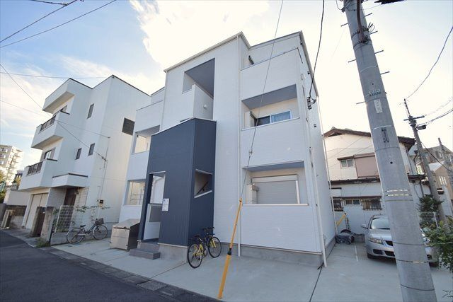 レユシット草加