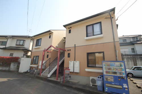 北九州市八幡西区馬場山西のアパートの外観