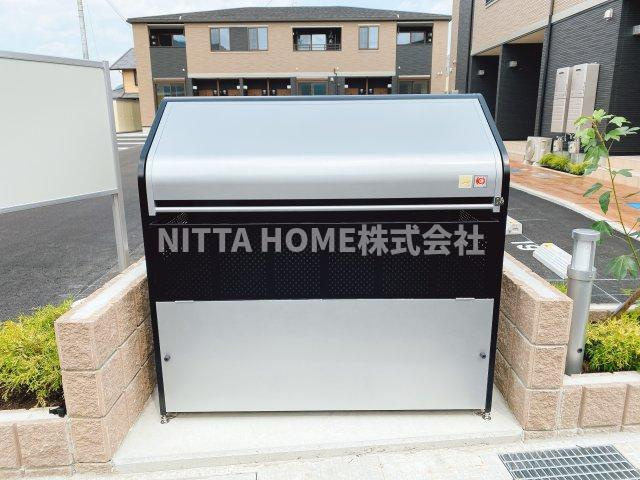 イリアのその他共用部分|敷地内ごみ捨て場もあります！