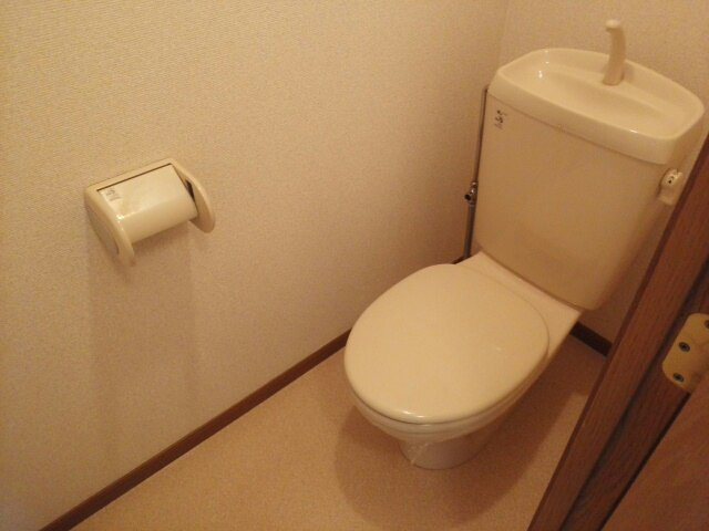 【トイレ】 | モンヴェルジェ | 落ち着いたトイレです