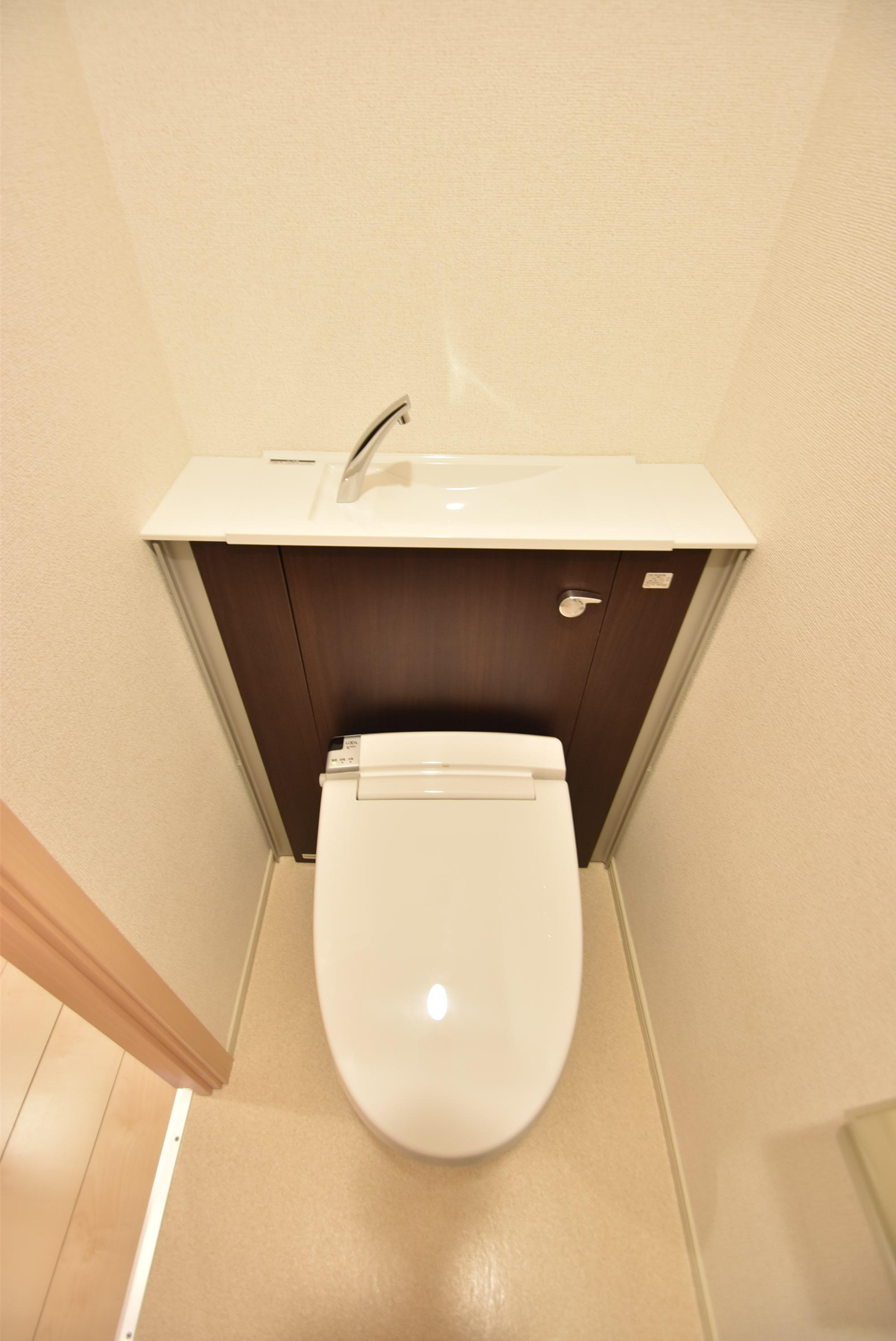 大阪市城東区蒲生２丁目の賃貸マンションのトイレ