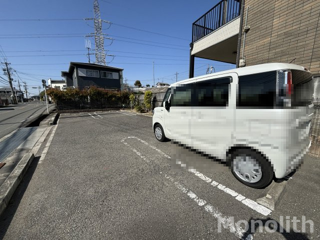 アップヒルロジェの駐車場