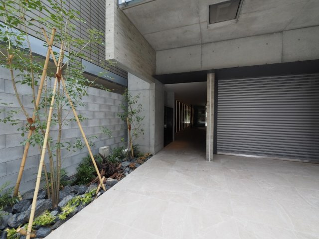 F-TERRACEのエントランス