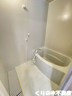 【浴室】 | フローレス志々満ヶ丘 | 同タイプのお部屋です（現況を優先します）