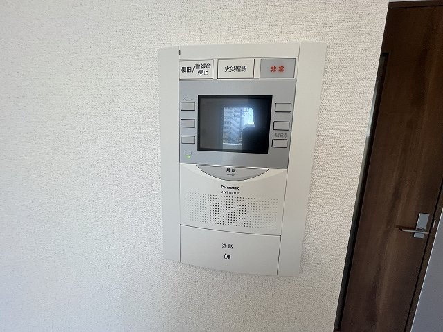 プレサンス淡路駅前