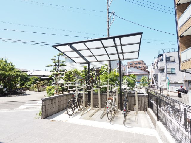 【その他共用部分】 | グレイス立場 | 駐輪場です