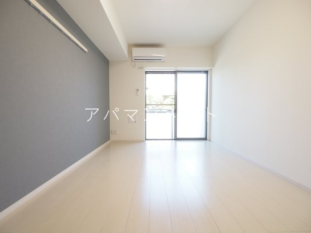 【寝室】 | グレイス立場 | 落ち着ける雰囲気のお部屋です