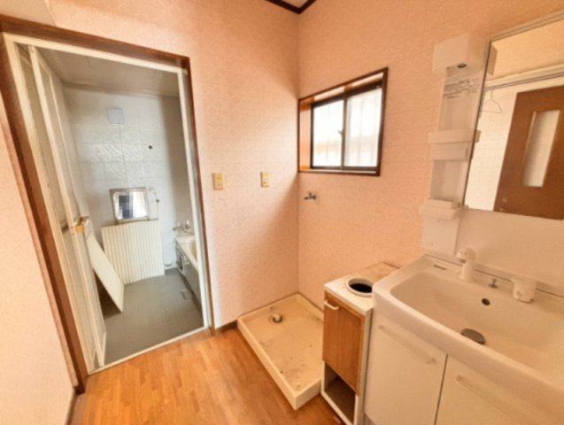 稲敷郡河内町生板　中古戸建の脱衣所