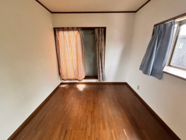 稲敷郡河内町生板　中古戸建の洋室