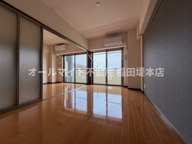 川崎市麻生区はるひ野４丁目の賃貸マンションの居間・リビング