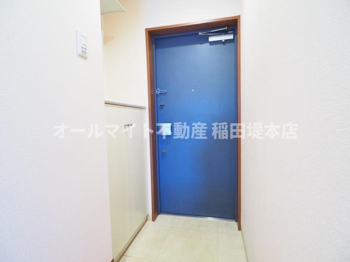 川崎市麻生区はるひ野４丁目の賃貸マンションの玄関