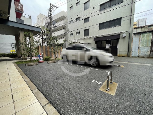 アスヴェル梅田ウエストの駐車場|アスヴェル梅田WEST　駐車場