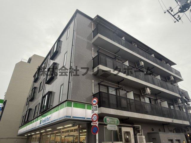 丸泰桜町ビルの外観