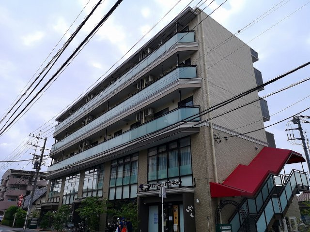 川崎市多摩区登戸の賃貸マンションの外観