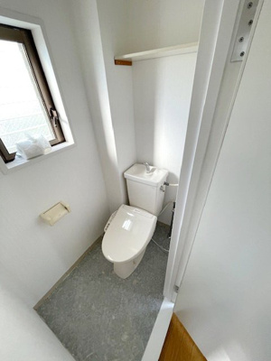 【トイレ】 | 六軒町サンハイツ | シンプルで使いやすいトイレです