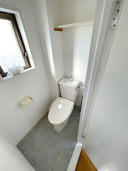 【トイレ】 | 六軒町サンハイツ | シンプルで使いやすいトイレです