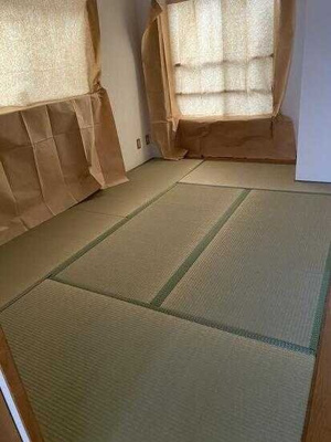 【寝室】 | 六軒町サンハイツ | 開放的な寝室です
