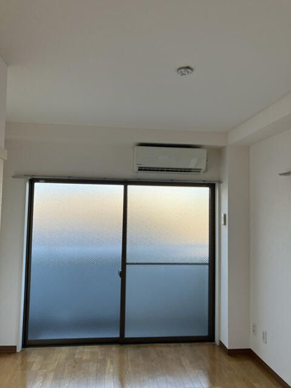 【洋室】 | 六軒町サンハイツ | スタンダードな洋室です