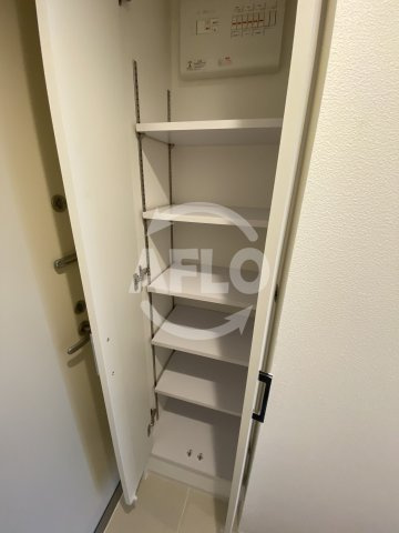 アドバンス大阪ルオーレDCの収納|アドバンス大阪ルオーレDC　シューズボックス