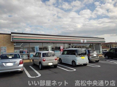 【周辺】 | ルナ　イ　ソルＢ | セブンイレブン多度津町北鴨店まで1200m
