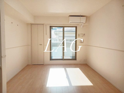 【居間・リビング】 | ユートリーⅡ | 洋室のお部屋です。