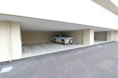 【駐車場】 | プレサンス京橋GREEN　YARDアルミラ