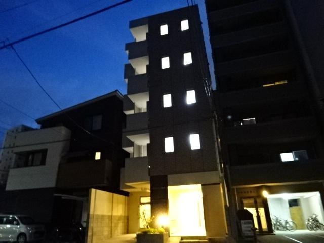 グランディール・Hatadaの外観|外観写真（夜）