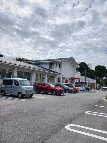 エテルノⅡの駐車場|カースペースがあります