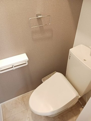 エテルノⅡのトイレ|シンプルで使いやすいトイレです