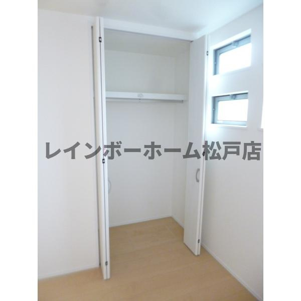 仲介手数料（賃料の1.10ヵ月）の50％OFF対象物件！の収納