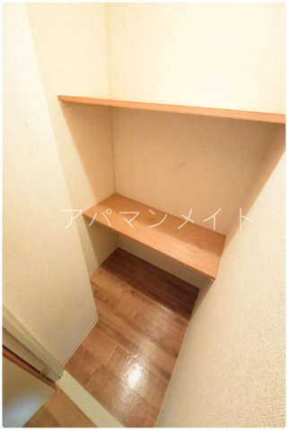 【収納】 | サンヒルズ東戸塚Ａ棟 | 玄関ホールにある納戸です！