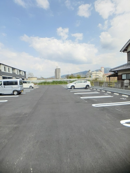 【駐車場】 | サニーホワイトⅧ
