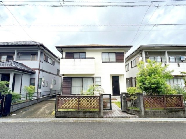「陽当り・通風良好な高台の住まい」吾川郡いの町天王南5丁目　中古一戸建ての外観|南東向きで陽当たり良好な2階建。明るく解放感のあるお住まいです♪