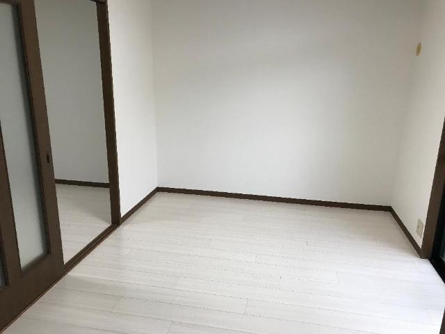 ＳＵＥ　ＳＴＡＴＩＯＮハイツの内装|洋室