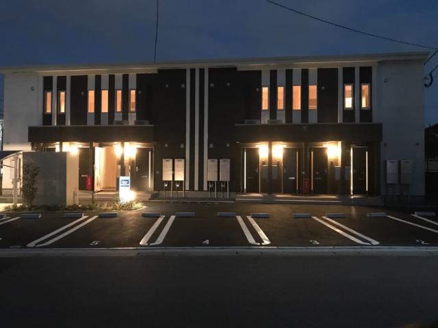 シャルールの外観|外観写真（夜）