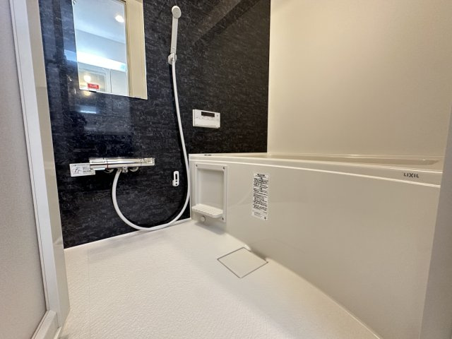 トーク御所山の浴室|毎日の疲れを癒すバスタイム。住宅相談はアスカホームにお任せください。