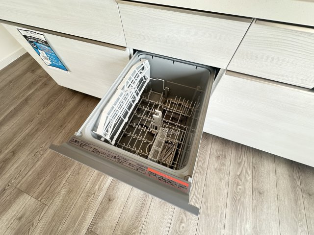 トーク御所山のキッチン|家事の時短にも役立つ食器洗浄乾燥機を標準装備。