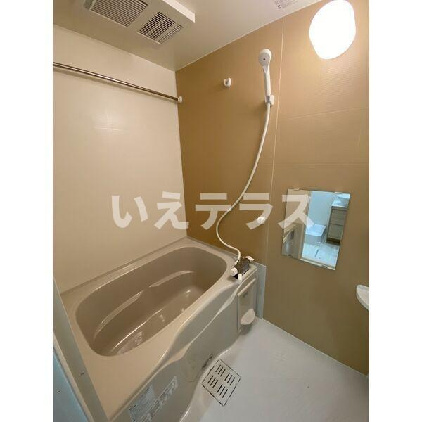 フジパレス神戸本町ウエストの浴室