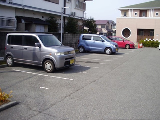 【駐車場】 | ツインスターヴィラ