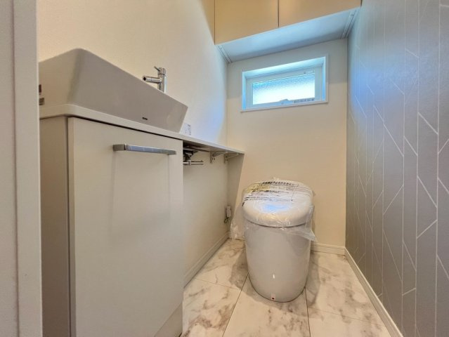 【バルコニー】 | 杉並区南荻窪３丁目　新築戸建て　A号棟 | 開放感のあるバルコニーで、毎日の洗濯も気持ちよく快適に