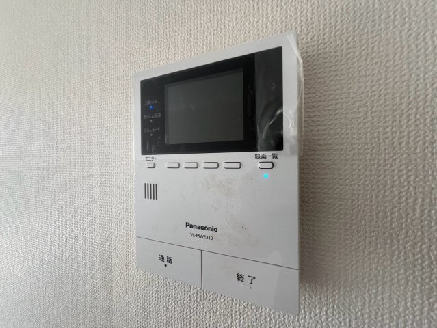 【居間・リビング】 | 杉並区南荻窪３丁目　新築戸建て　A号棟 | 【建築中】ゆとりある空間で、のびのびと快適に過ごせます