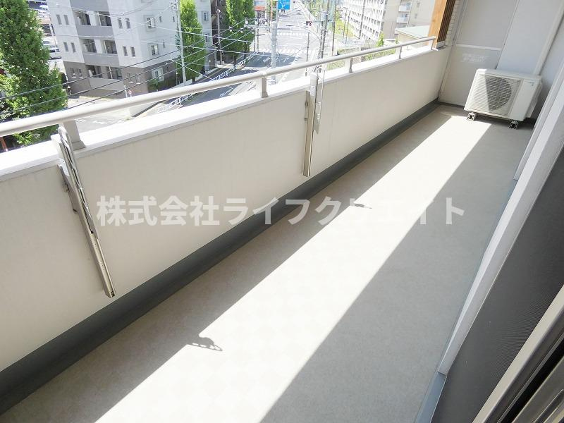 マイコート日野新町のバルコニー