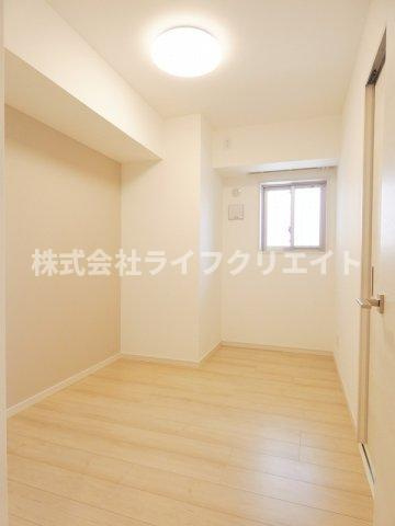 マイコート日野新町の洋室