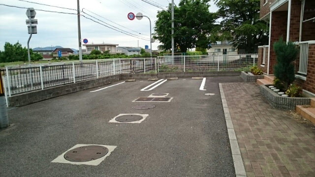 【駐車場】 | イースト・ヴィオラ・カーサⅠ