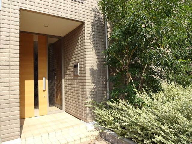 国分寺市光町１丁目の賃貸マンションのエントランス|★安心のオートロック付★